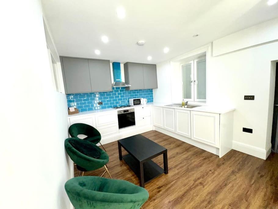 2 Bedroom Luxury Flat In Euston Londra Esterno foto